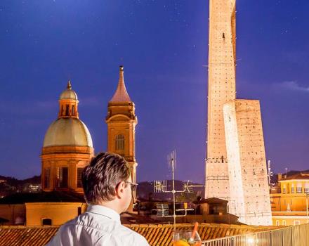 Dalle terrazze del Hotel San Donato si gode una meravigliosa vista di Bologna